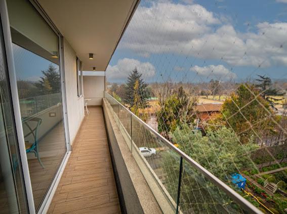 Apartamento Comodo ,impecable , 4 Mts Clinica Condes *
