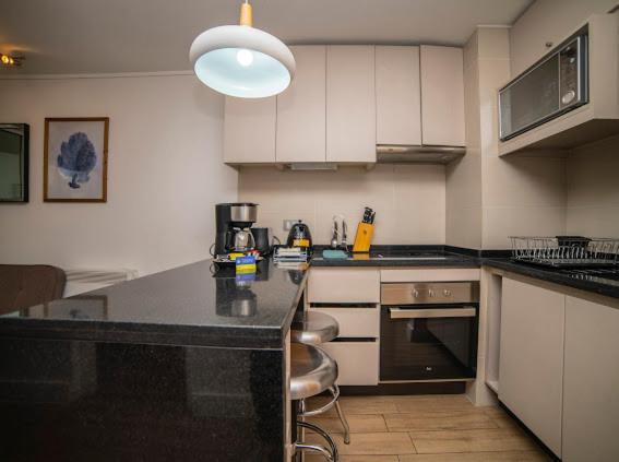 Apartamento Comodo ,impecable , 4 Mts Clinica Condes Santiago